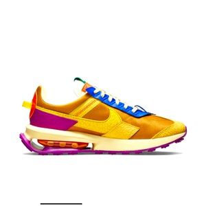 Nike air max pre day in wheat yellow.  Worn twice size 10 women and 8.5 men